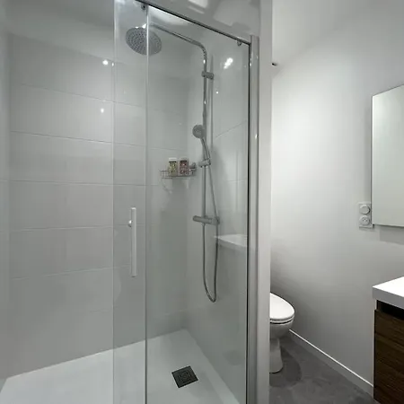 Family House - Exterieur 4 Pers - 3 Beds 別荘 フォンテーヌブロー